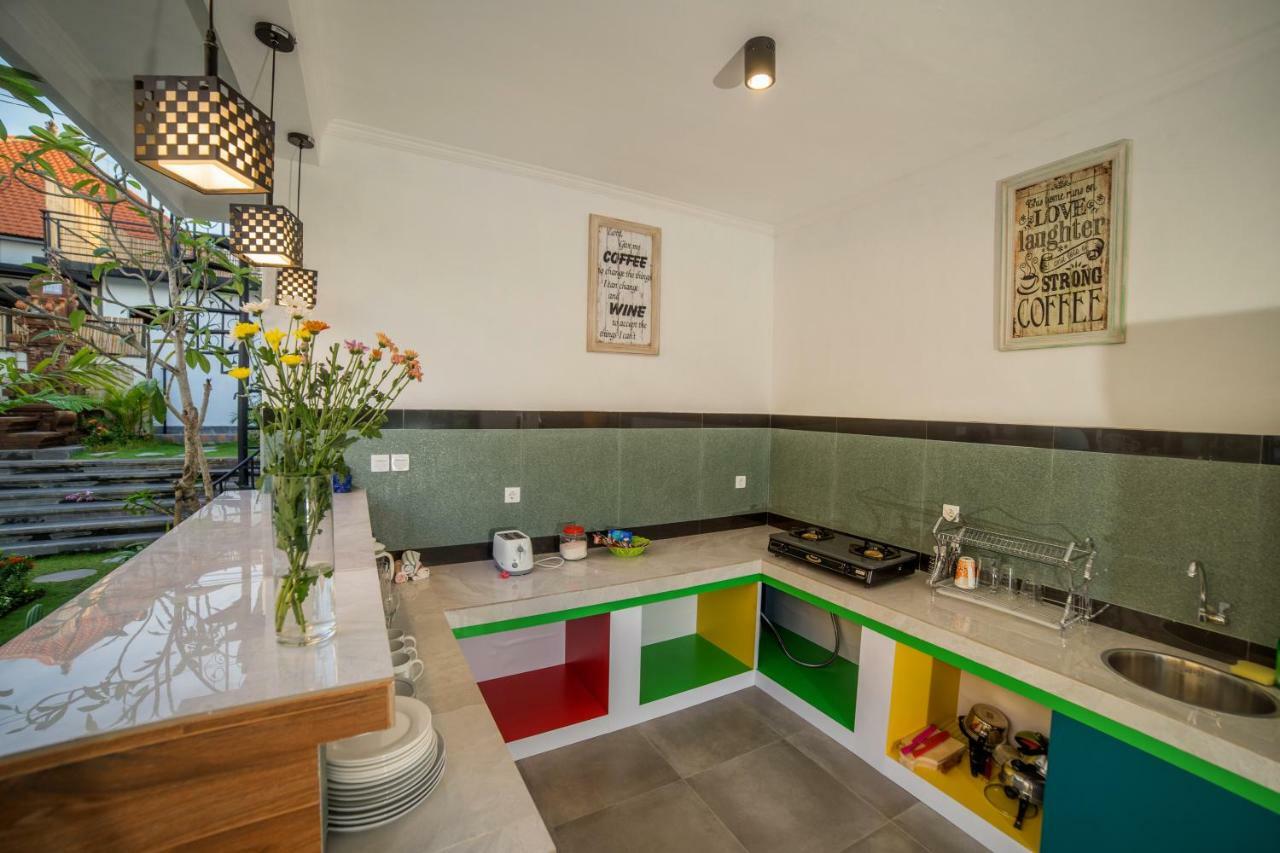 Lila Loka Homestay Canggu  Exterior photo